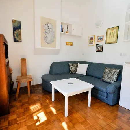 Palme * Novigrad Istria