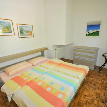 Palme Novigrad Istria